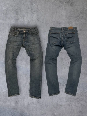 Fräscha Nudie Jeans - Feta nudie jeans tar emot alla bud! MÅTT- Midja-41cm Benöppning-19cm Ytterbenslängd-98cm 
