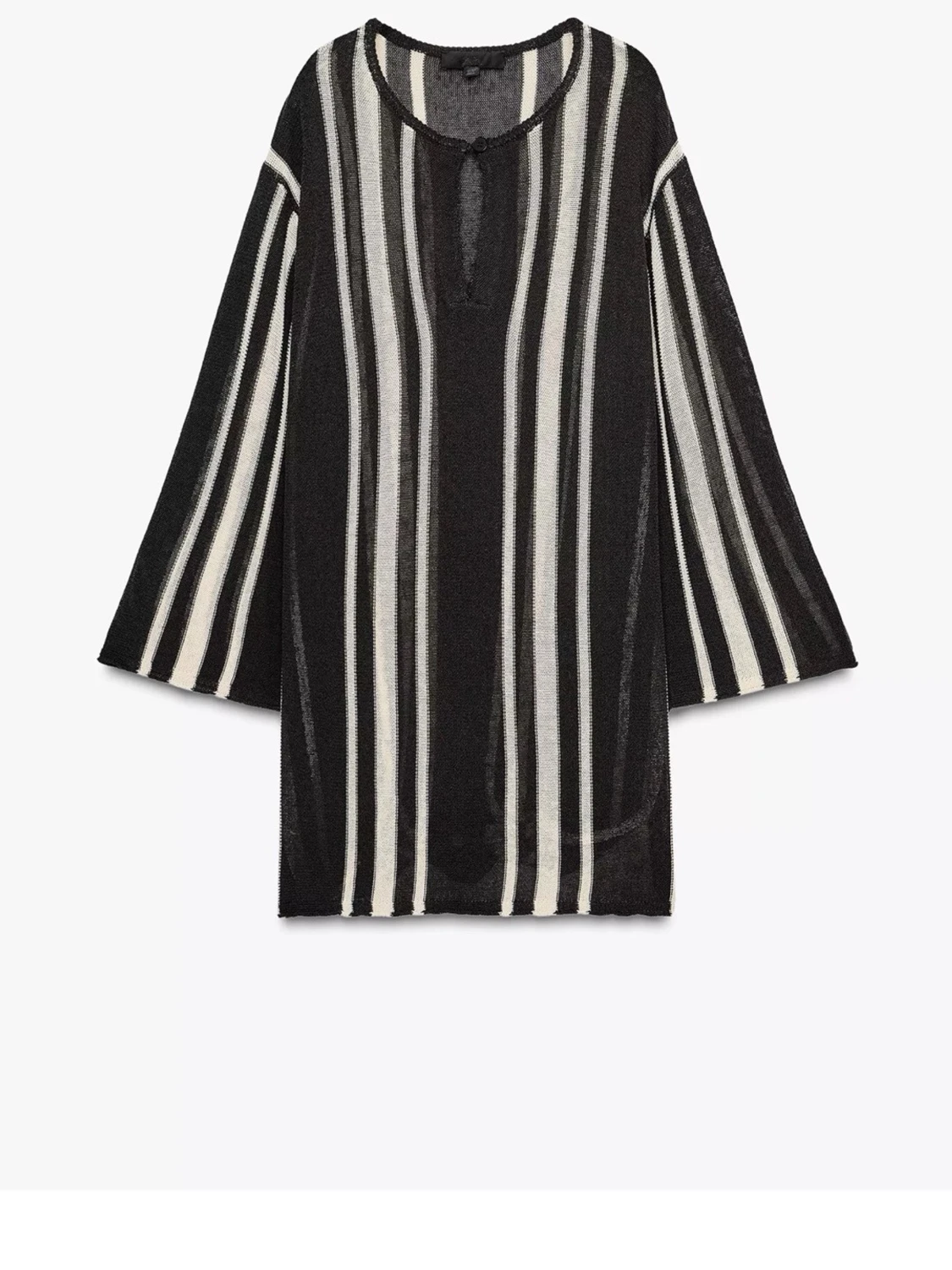 Randig svartvit blus med vida ärmar