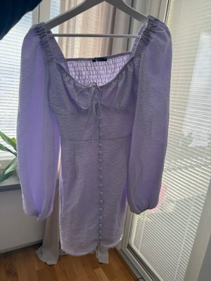 Klänning - Använd vid ett tillfälle 🌸