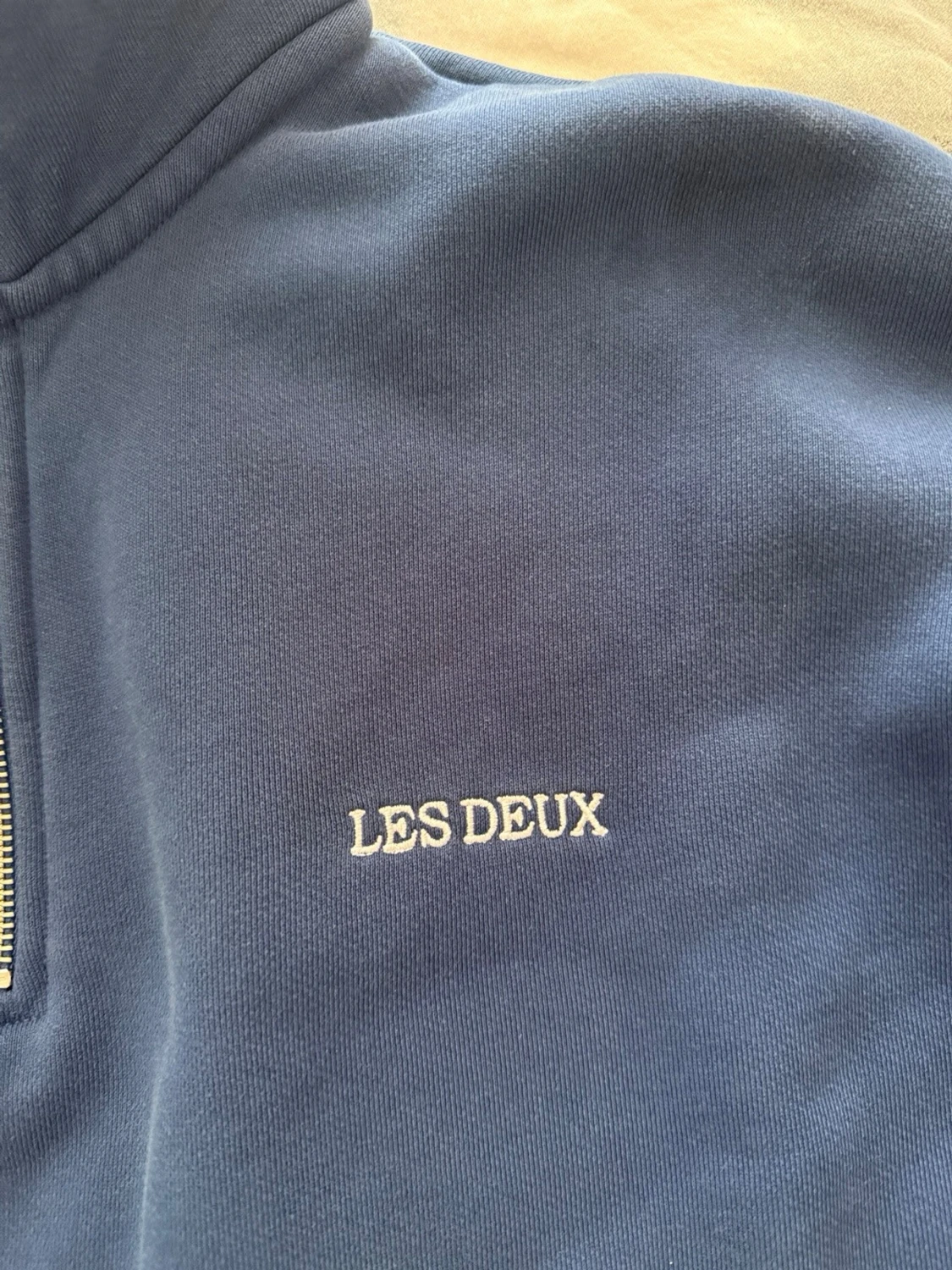 Blå half zip tröja från Les Deux - 1