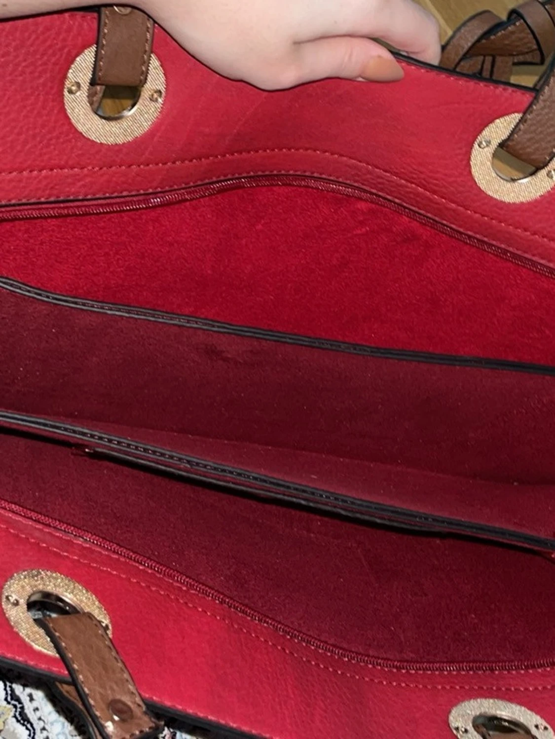 Vinröd datorväska från Concorde - 2