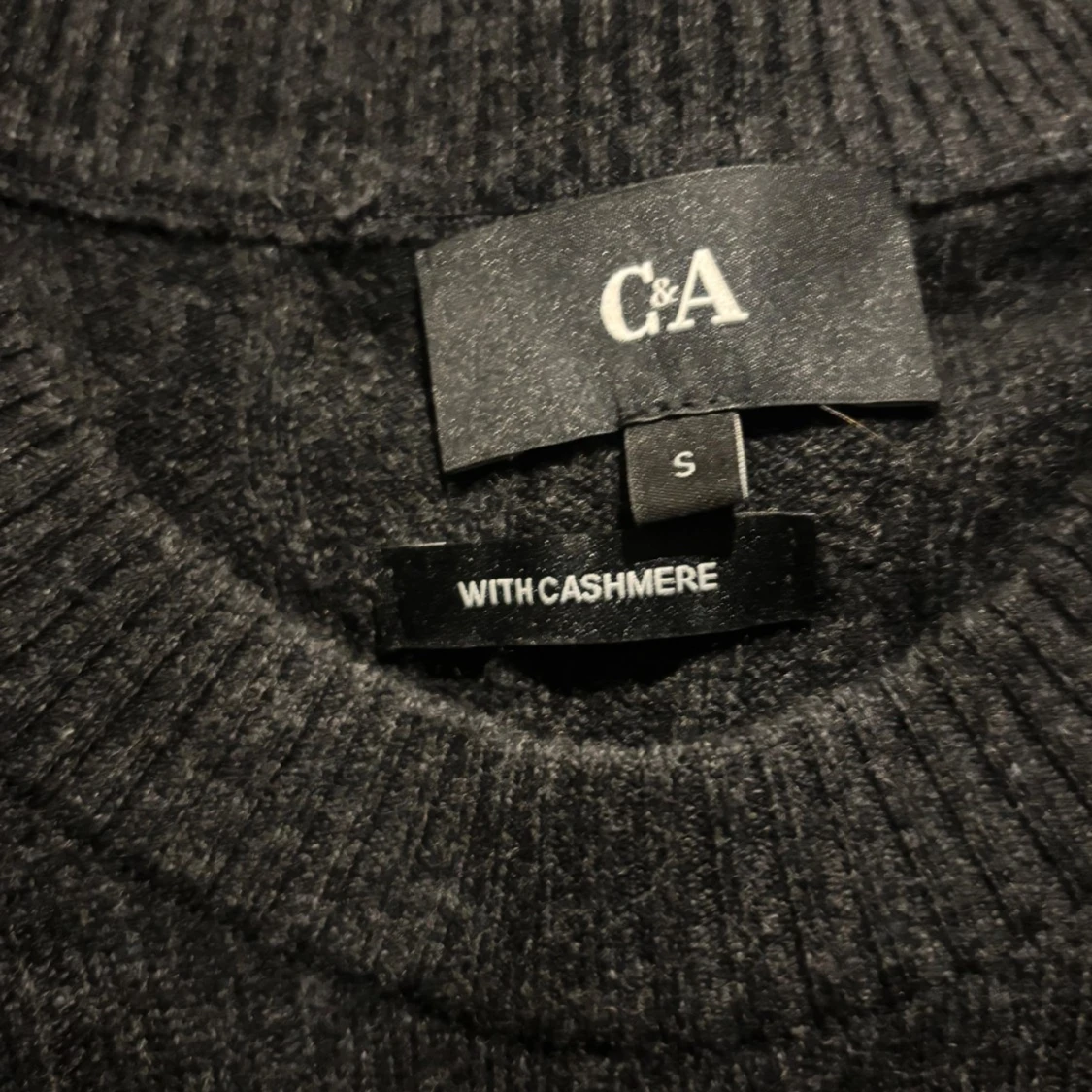 Stickad Kashmir  tröja  - 1