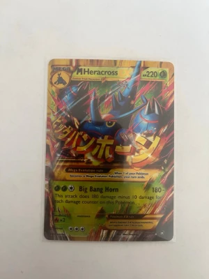 Pokémon Mega Heracross Ex - Otroligt fint kort! Skriv dm för fler du bilder eller funderingar! Nmr:112/111
