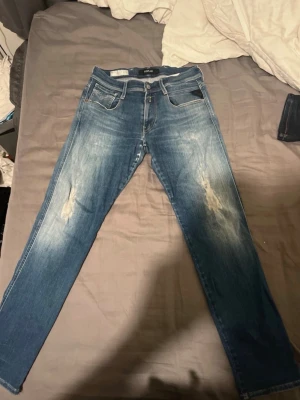 Replay jeans - Säljer dessa feta replay jeans i storlek 31/30