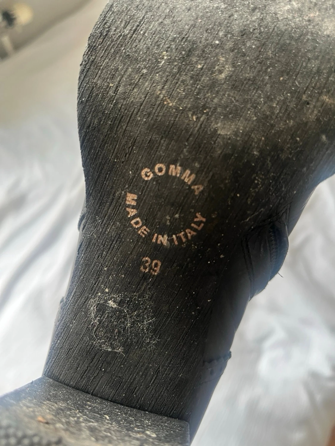 Svarta höga läderstövlar med klack - 2