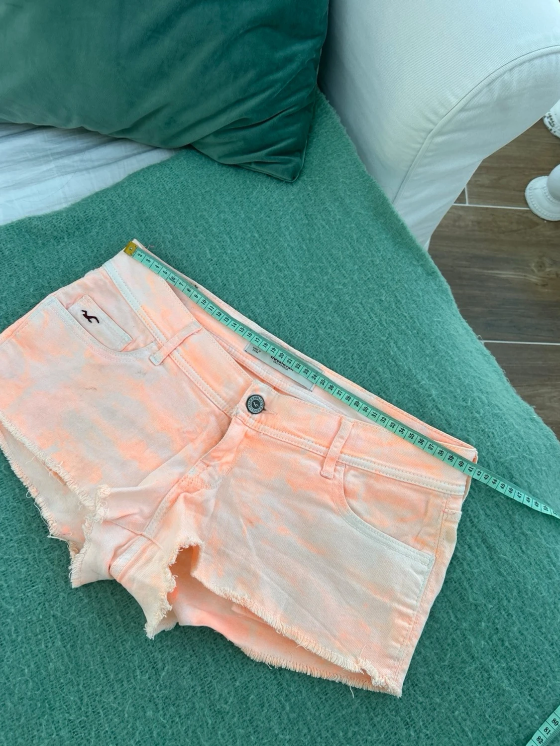 Hollister lågmidjade jeansshorts  - 4