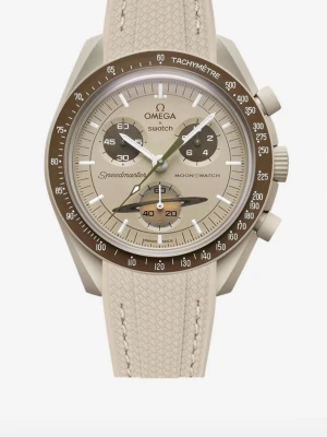 Omega x Swatch Speedmaster Moonswatch - Säljer banden till omega swatch mission to saturn klockan. Så alltså inga klockor utan bara banden på bilderna. Det är ett beiget band och ett brunt band.   Båda är helt nya aldrig använda. Kan säljas separat men man får bättre pris om man tar de tillsammans. 