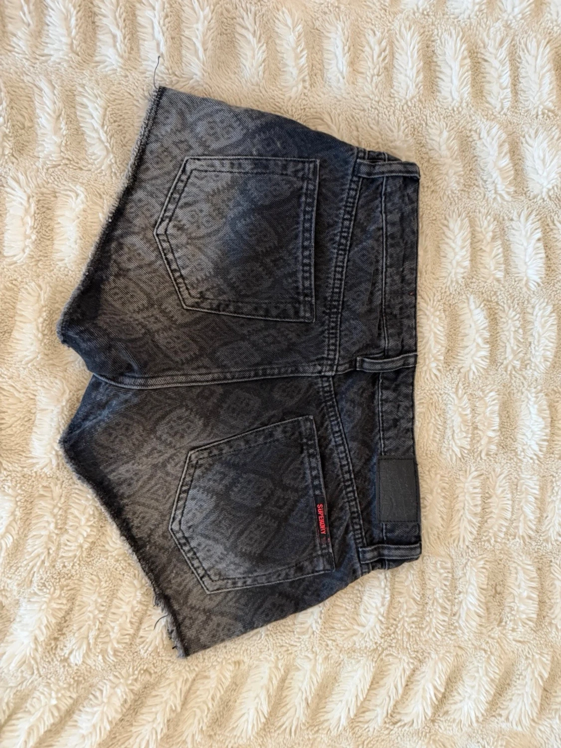 Svarta mönstrade jeansshorts Superdry - 1