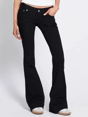 Lager157 Blaze i svart - Snygga svarta bootcut jeans med låg midja och klassisk femficksmodell. Säljer den för att det är för lång för mig, Storlek: M lång