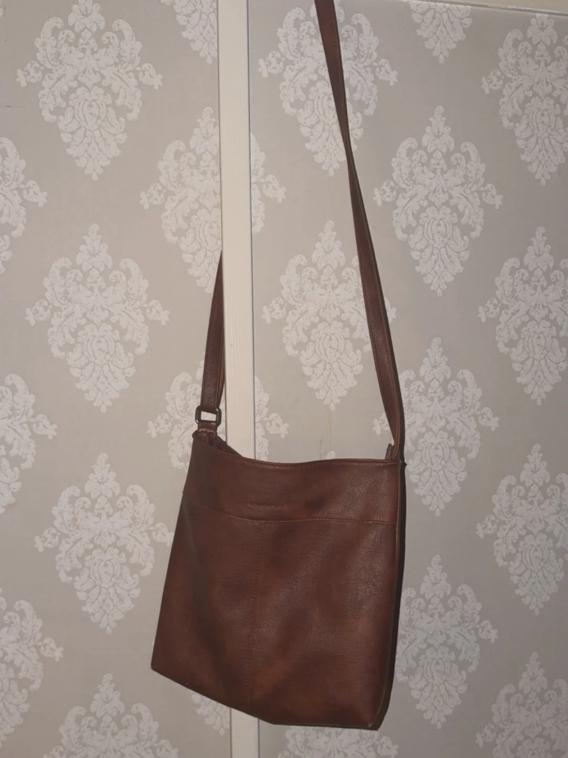 Brun axelväska i läder