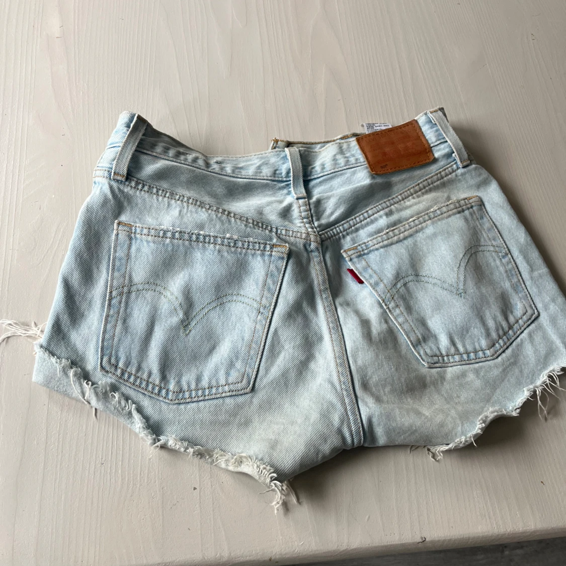 Levis Shorts - 90