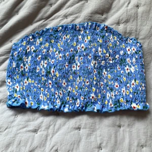 Tubtop  - Blommig tubtop 