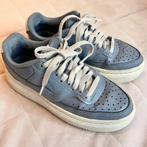 Nike skor blå  - 38 storlek