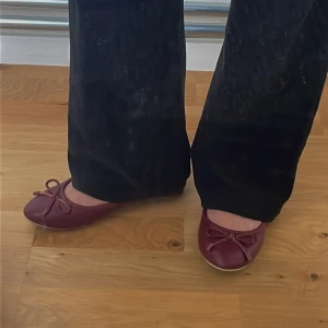 Ballerina skor - Super söta vinröda ballerina skor💗