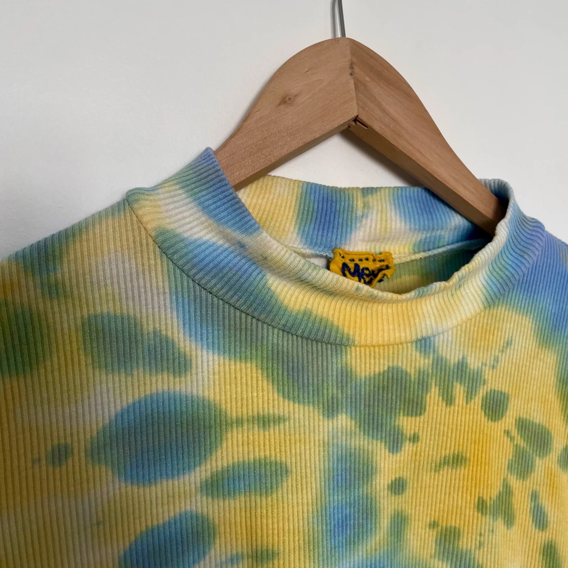 Unik croptop i storlek S  - 92