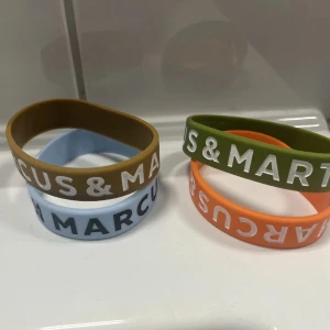 marcus och martinus armband  - köpta året💘