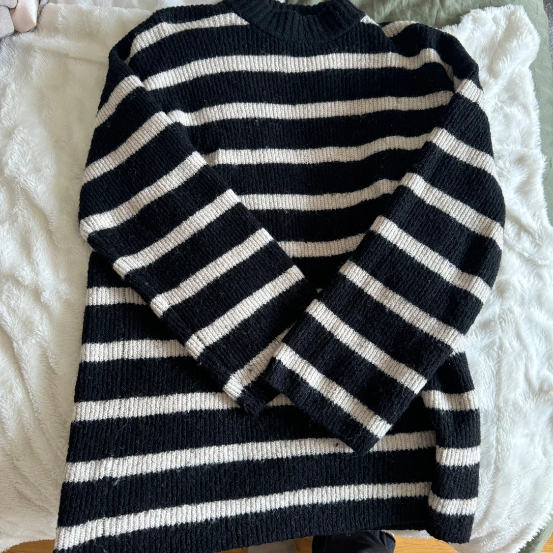 Stickad overzied tröja 