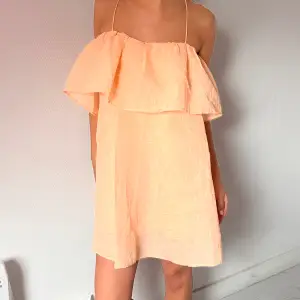 Orange klänning från hm super fin