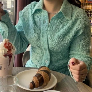 Turkos skjortblus från Ginatricot - Supersnygg turkos skjortblus från Ginatricot! Strl xs men passar även s❤️