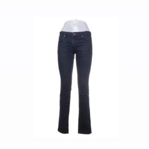 Fina jeans från Zadig&voltaire med tecken på användning men ändå bra skick!! 😊😊😊 