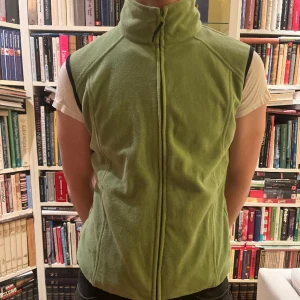 Fleeceväst  - Grön fleeceväst 