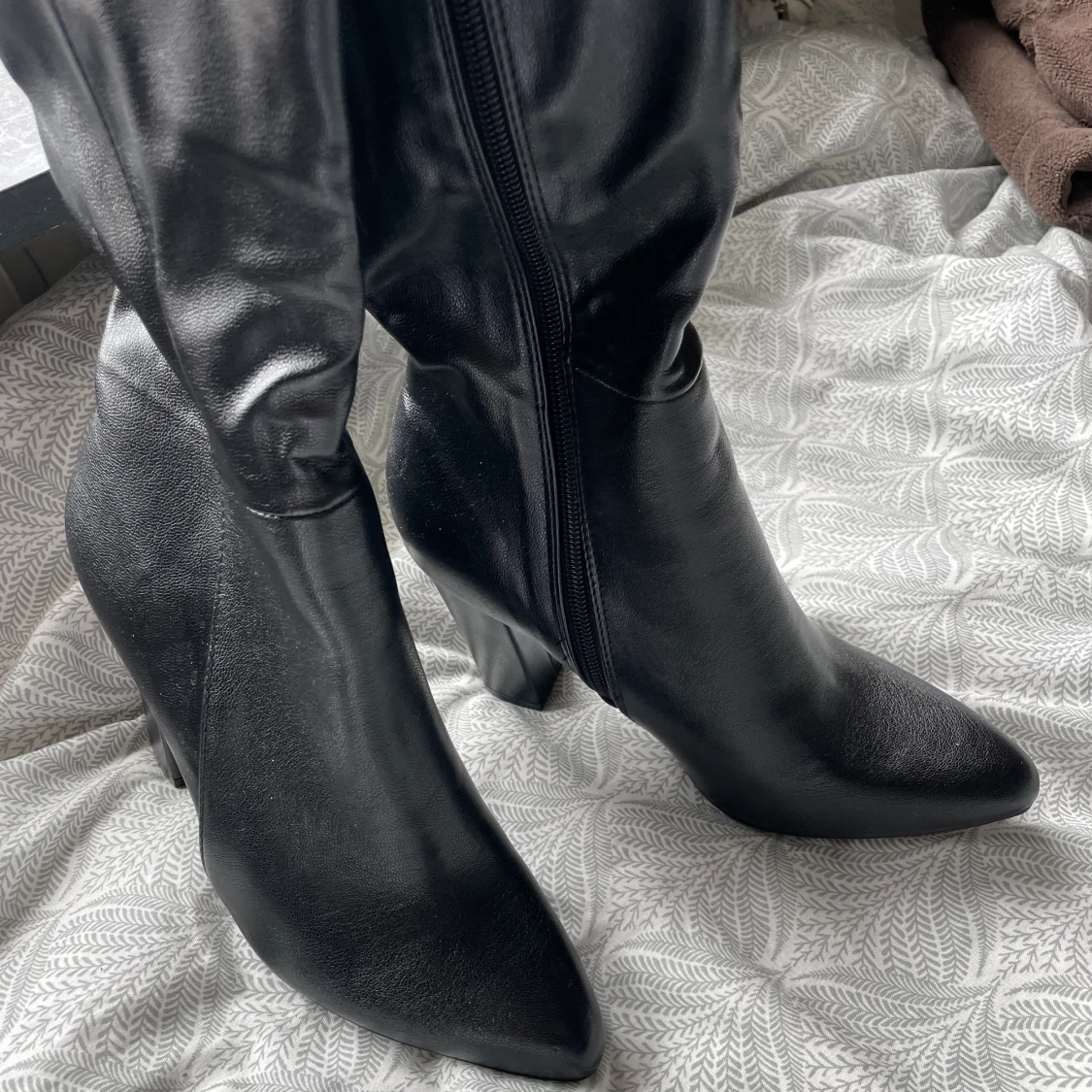 klackskor strl37 - 90