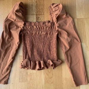 Top - Top från Boohoo i fint skick. Storlek 38