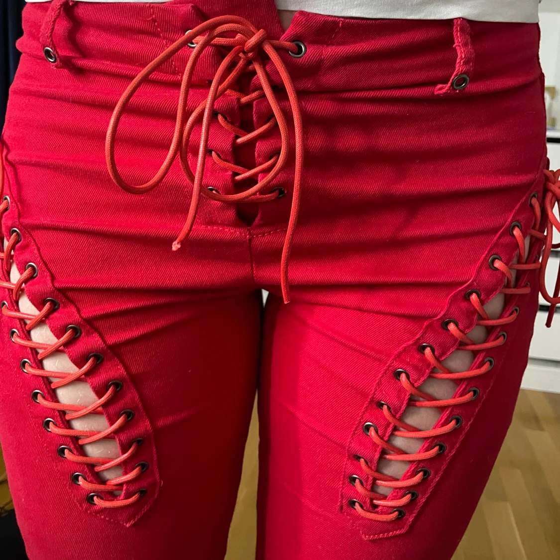 Röda lågmidjade jeans  - 93