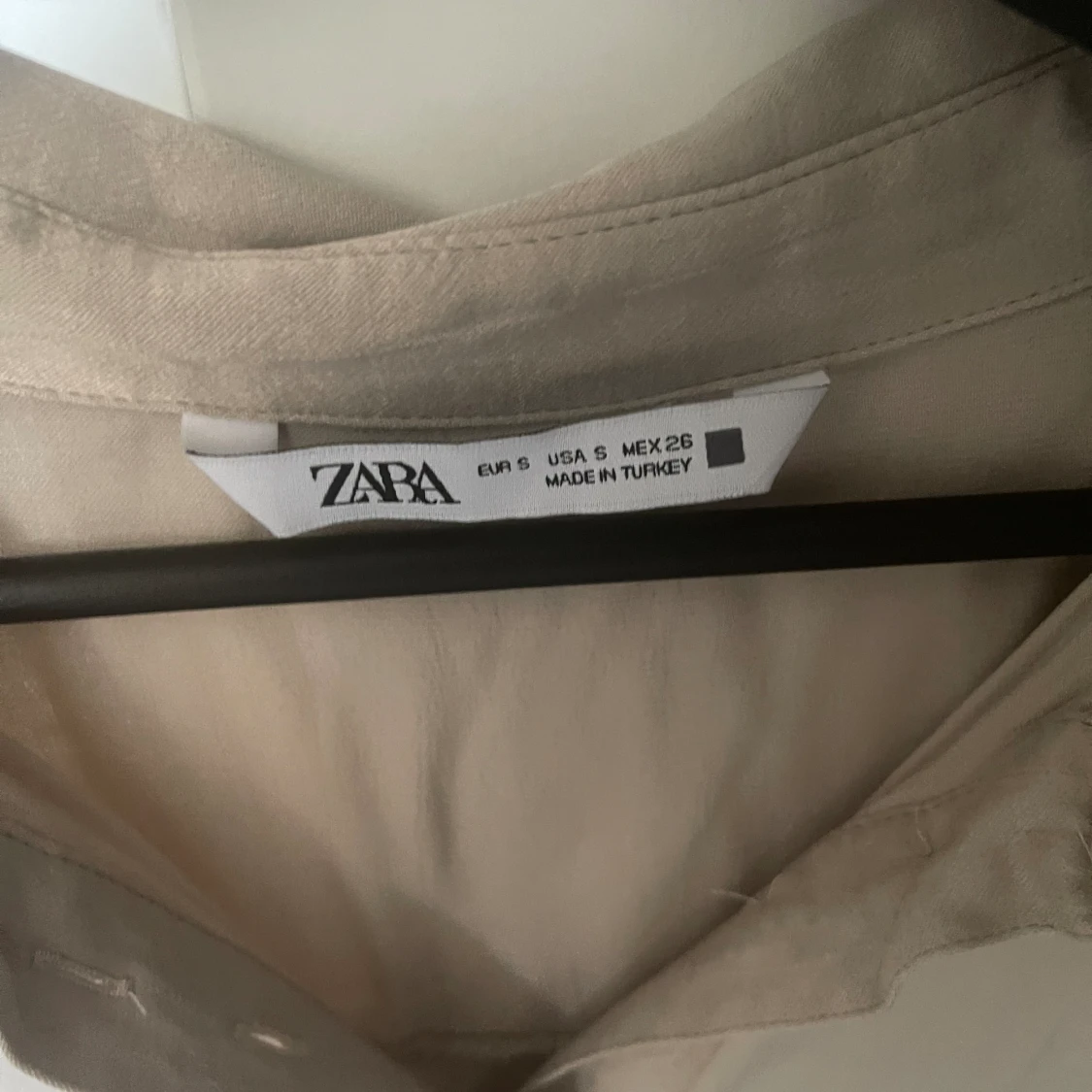 Ny zara satin skjorta - 91