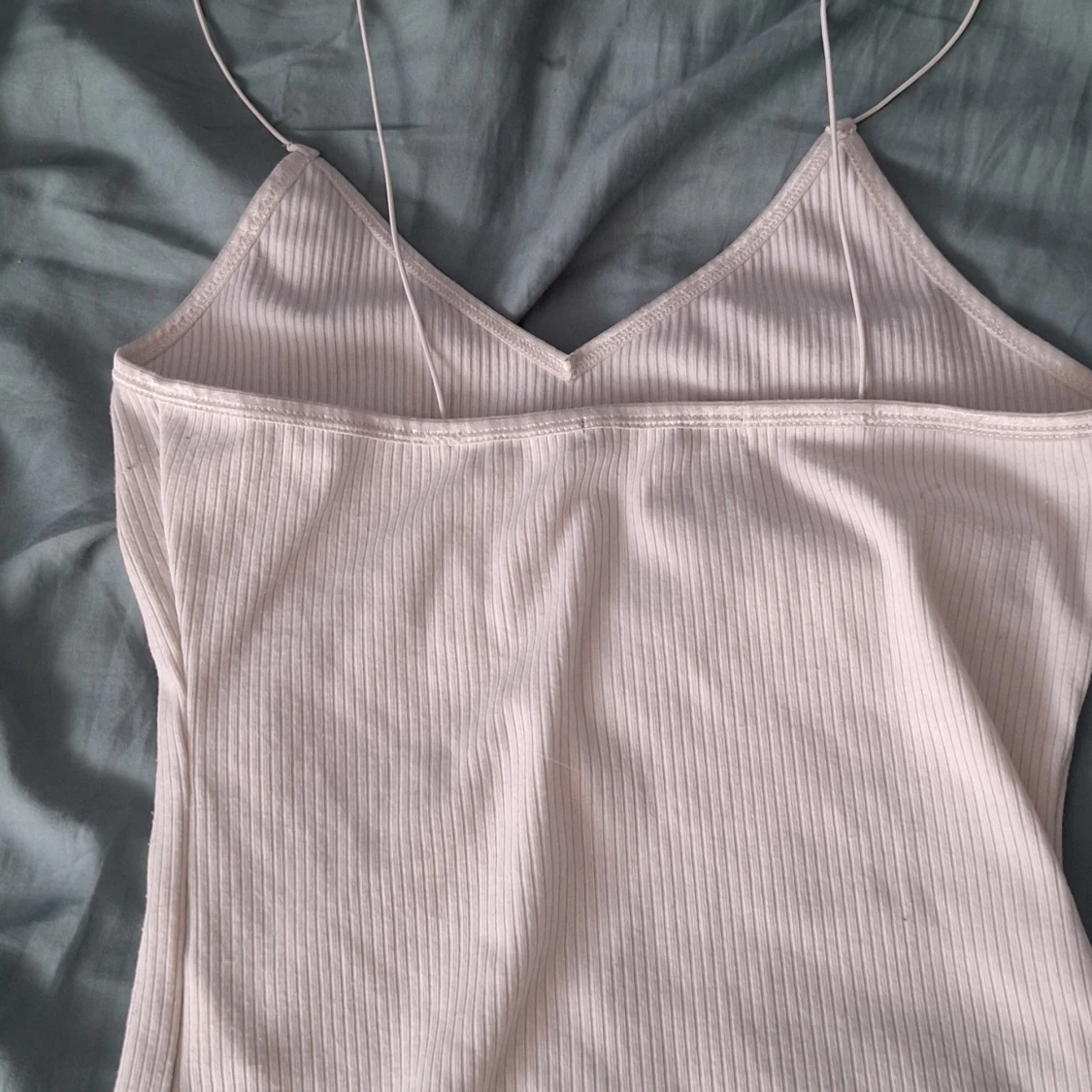 Vitt linne med spagetti ärmar - 90