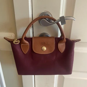 Longchamp  - Jättefin longchamp köpt på second hand. 