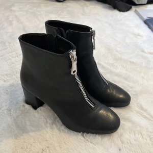 Klackar  - Använda en gång. Inte längre min stil 🫶