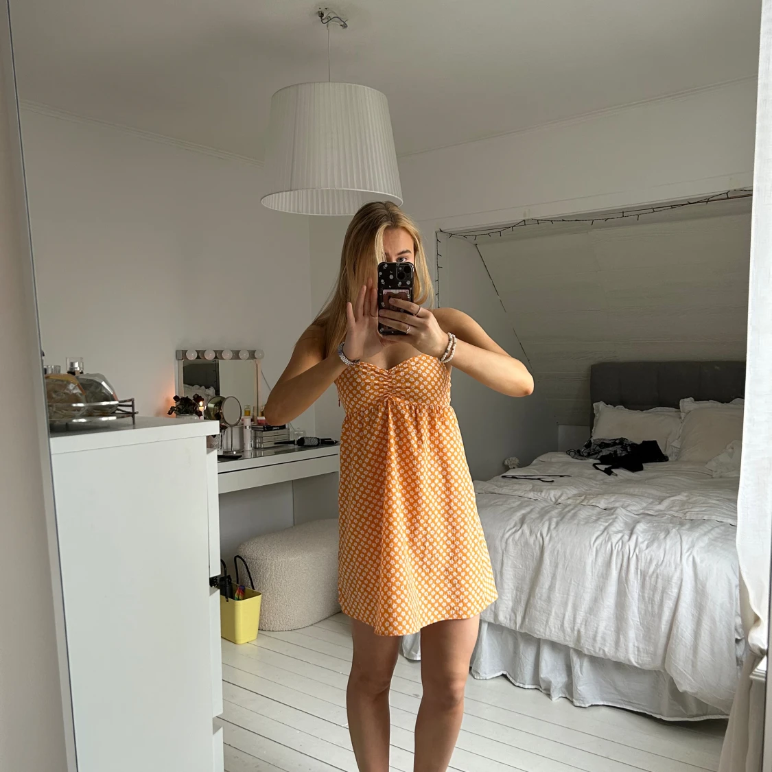 Orange klänning - 90