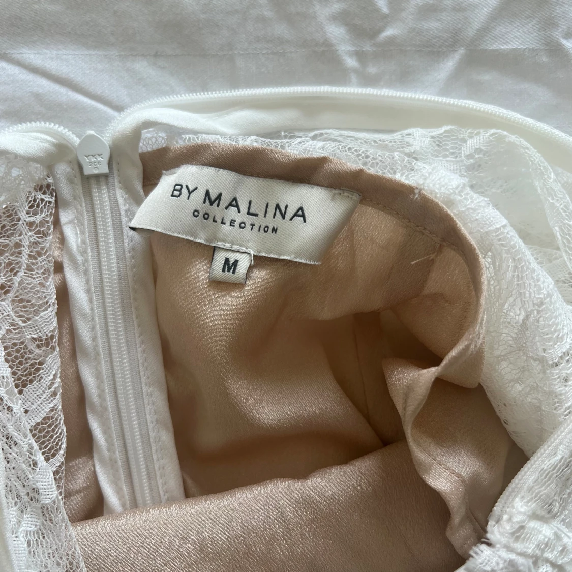 By malina klänning - 90