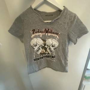 Jättefin Zadig & Voltaire t-shirt som inte kommer till användning💗