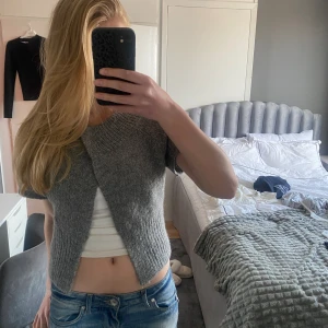 Grå kofta - Superfin grå kofta/bolero! Nyskick!