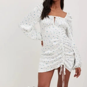 Ny klänning 🤍 - Ny klänning 🤍