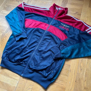 Team Adidas 90’s Vintage Zip Up Tröja - Mycket cool från 90-talet.