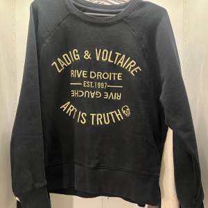 Säljer nu min Zadig & Voltaire sweatshirt! I bra skick och inga defekter!🖤storlek S. Köpt för ca 2000kr. Köparen står för frakten  !