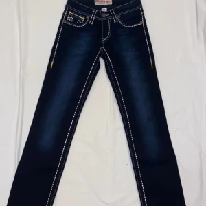 True religion jeans - Jättesnygga True religion jeans i superbra skick! Hör av er vid frågor💕
