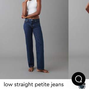 säljer dessa jeans för jag inte använder dom längre och gillar inte hur de ser ut. Jag är Ca 158cm och de är bra i längden.St34. Köptes för 500kr