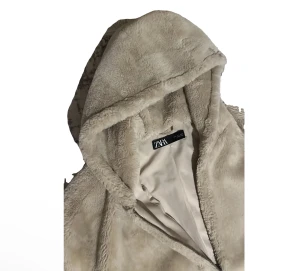 HÖST/ VÅR JACKA, ZARA  - Zara jacka skit mjuk och mysig! Såg bra ut på mig som är S. 