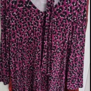 Helt ny klänning  - Helt ny och oanvänd klänning m/l.