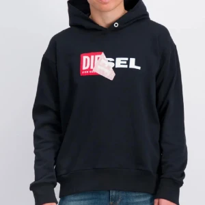 Diesel hoodie  - Hoodie från diesel. Använd 1 gång. Köpt från barnavdelningen i storlek ”14” men skulle säga att den passar XS. 🙏 