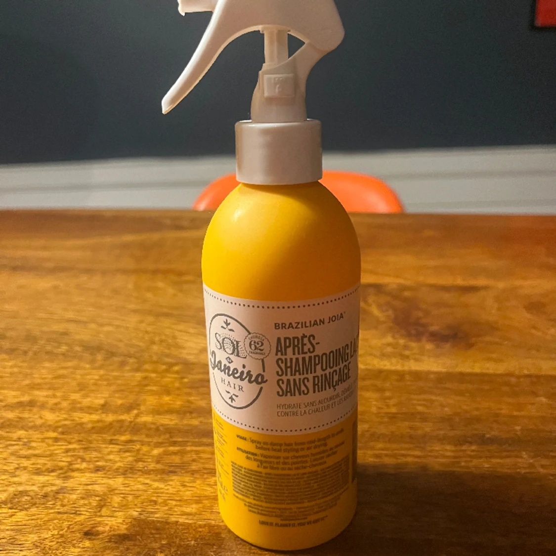 Sol de Janeiro milky leave in conditioner