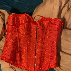 Korsett - Röd korsett