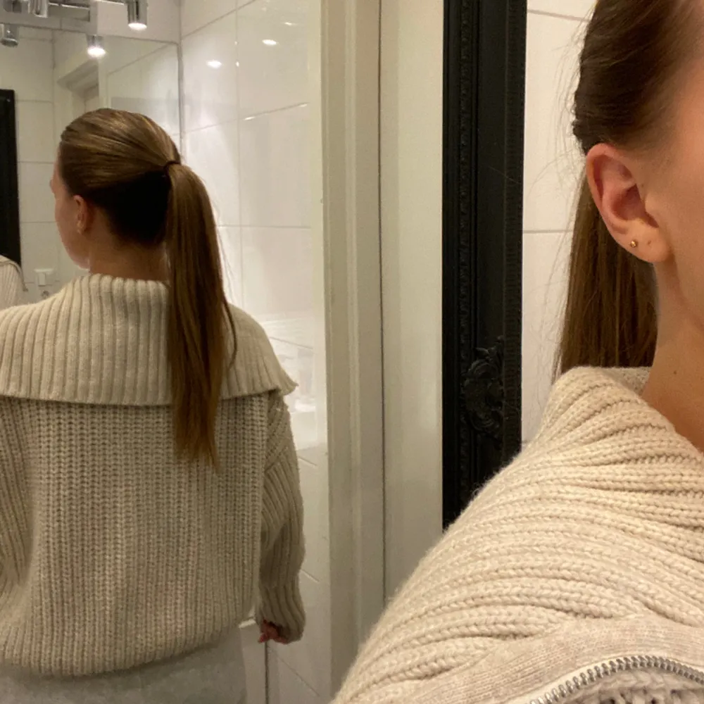 Stickad kofta från zara i strl Large. Passar både S och M också . Neuletakit & Villapaidat.