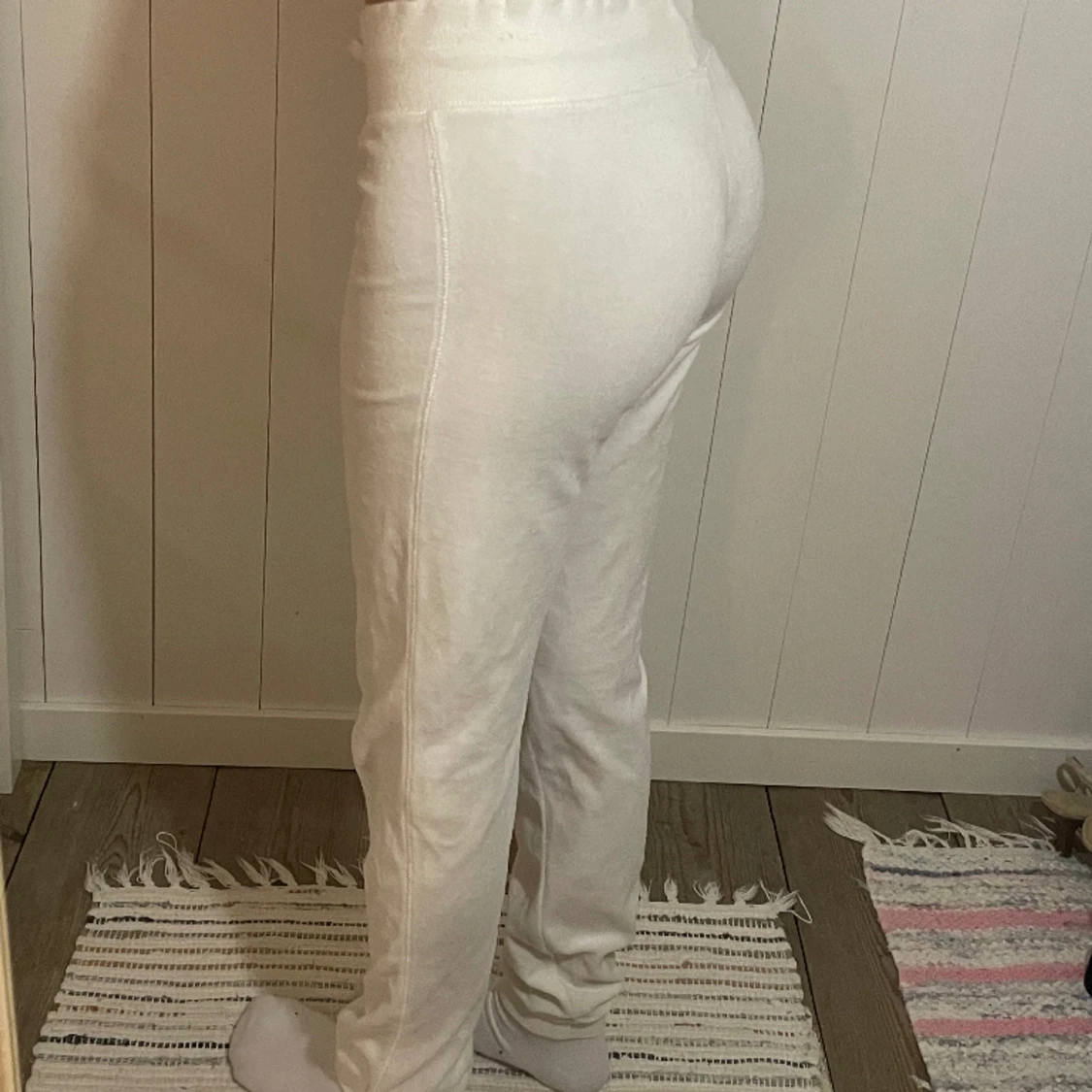 Lågmidjade mjukis - 90