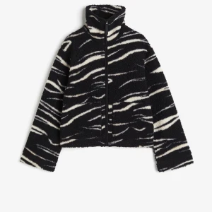 Teddy fleece  - Säljer denna fina Teddy fleece som är slutsåld❤️den är i nyskick 