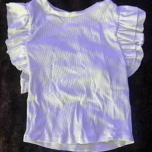 Topp - Så fin topp från Zara, storlek M passar även S💖